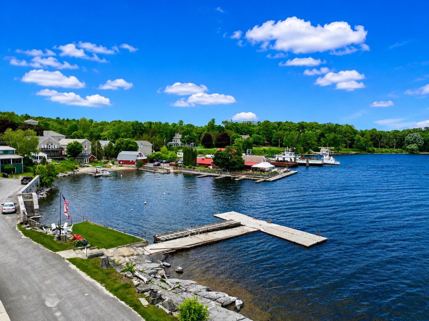 29 Beggs Point Street Essex NY 12936