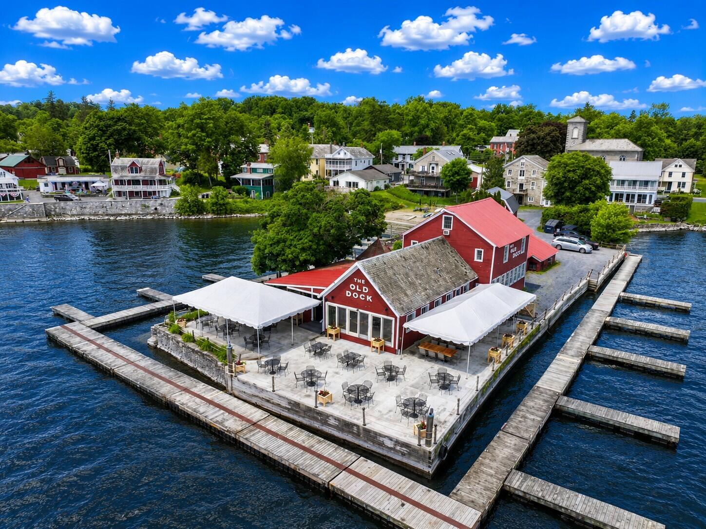29 Beggs Point Street Essex NY 12936