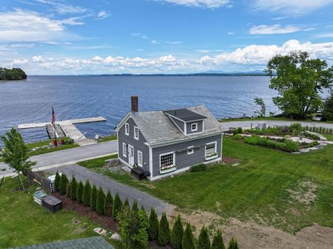 29 Beggs Point Street Essex NY 12936