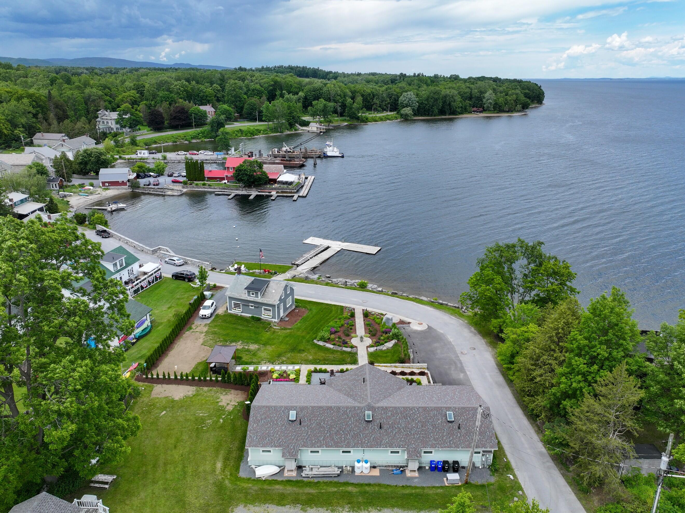 29 Beggs Point Street Essex NY 12936