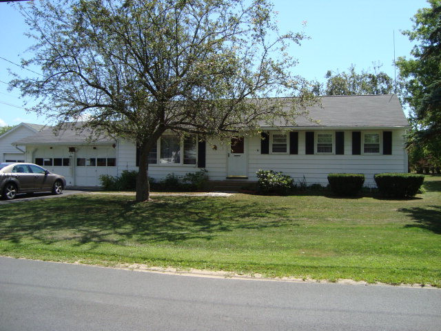 123 South Street Champlain NY 12919