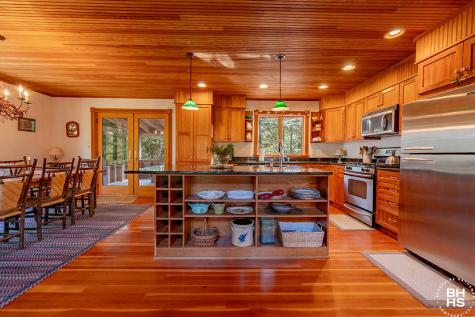 127 Round Top Lane Keene NY 12942