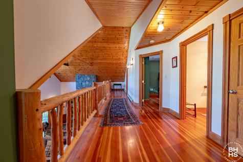 127 Round Top Lane Keene NY 12942