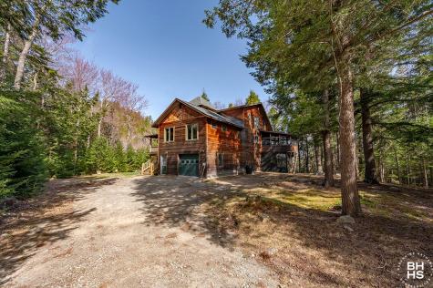 127 Round Top Lane Keene NY 12942