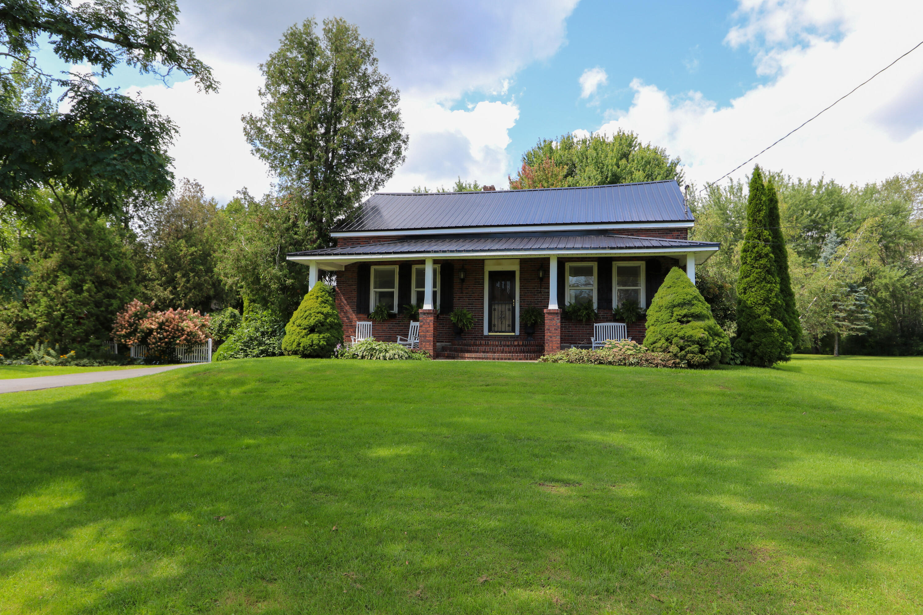 10857 Route 9 Champlain NY 12919