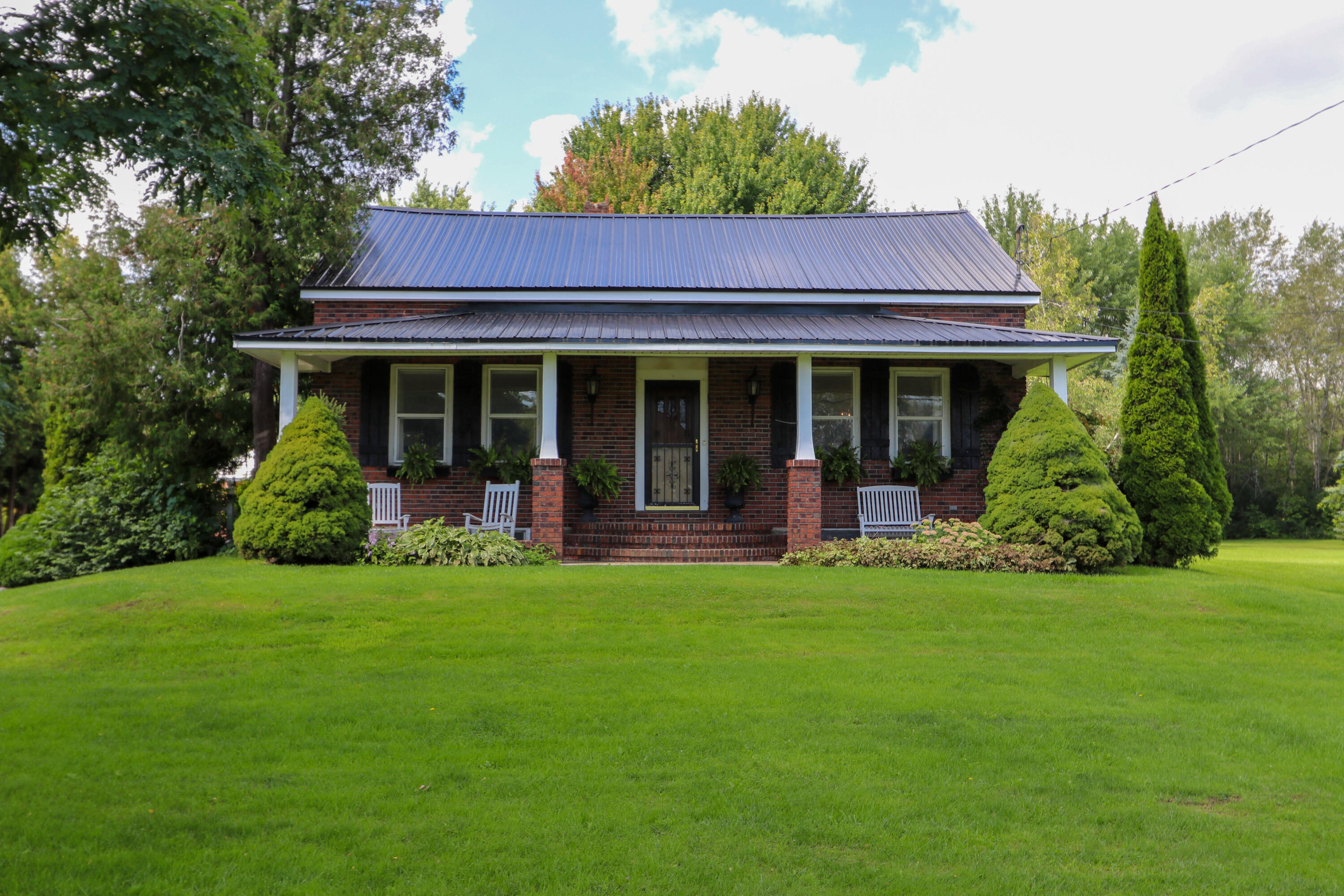 10857 Route 9 Champlain NY 12919
