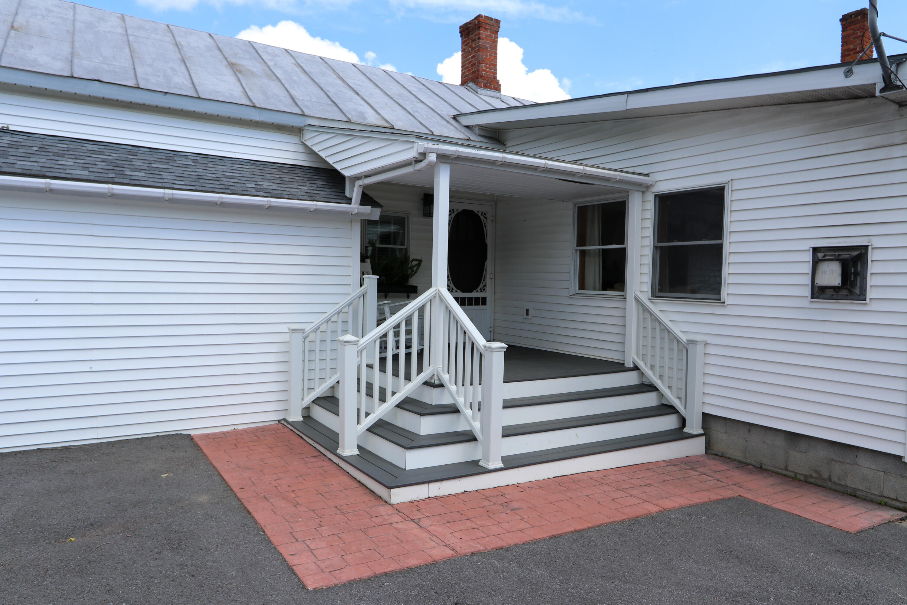 10857 Route 9 Champlain NY 12919