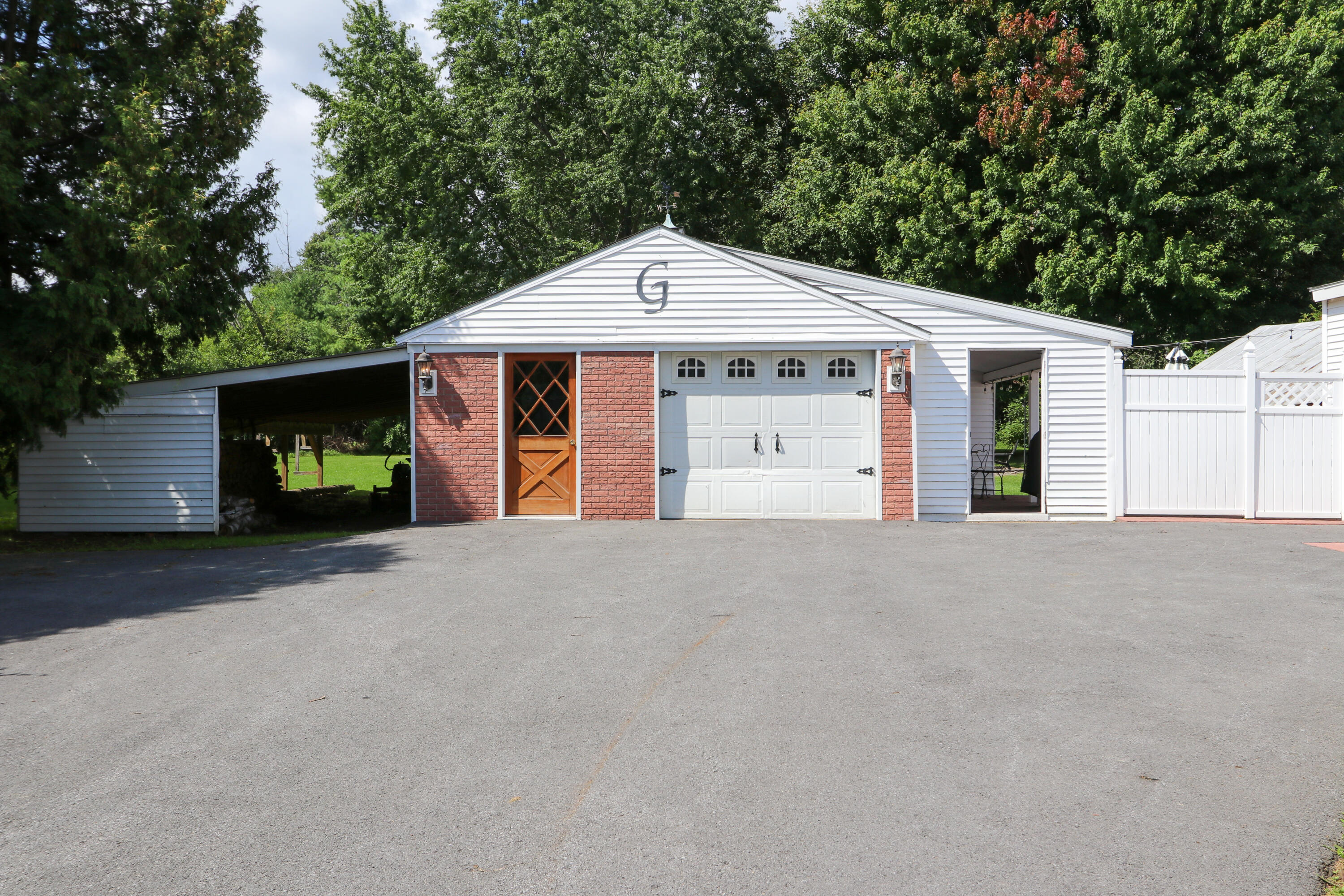 10857 Route 9 Champlain NY 12919