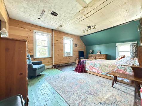 26 Lakeview Avenue Tupper Lake NY 12986