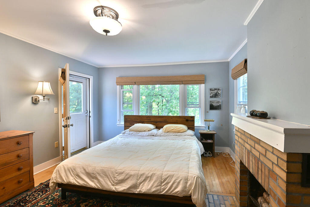 406 Park Avenue Saranac Lake NY 12983