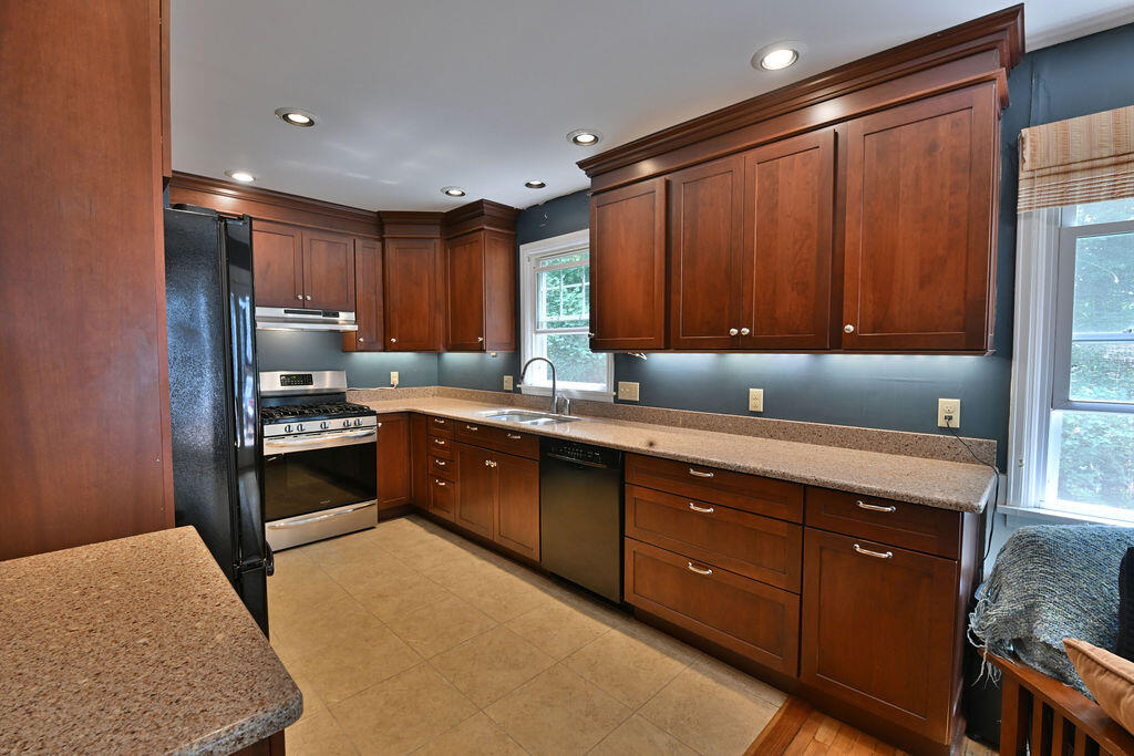 406 Park Avenue Saranac Lake NY 12983