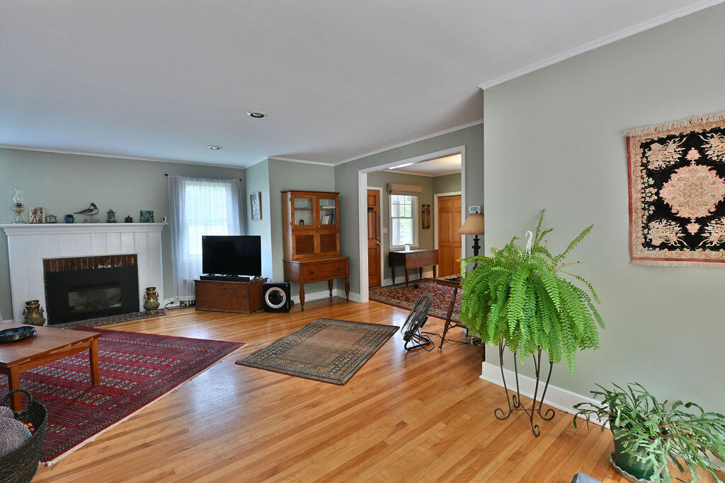 406 Park Avenue Saranac Lake NY 12983