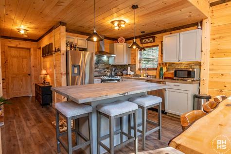 10 Emelies Way Lake Placid NY 12946