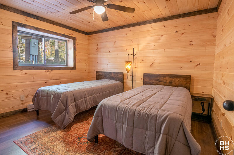 10 Emelies Way Lake Placid NY 12946