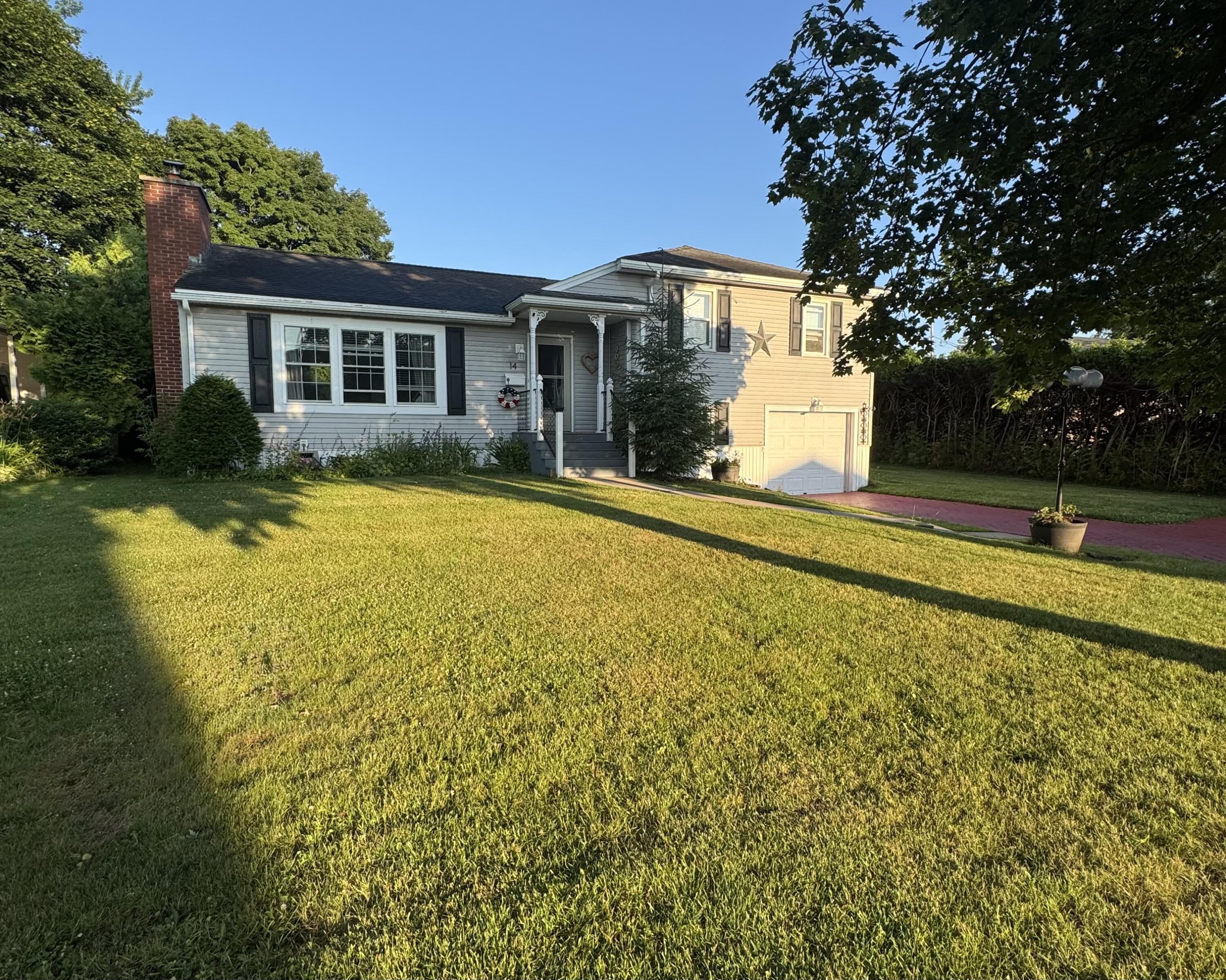 14 Olivetti Place Plattsburgh NY 12901