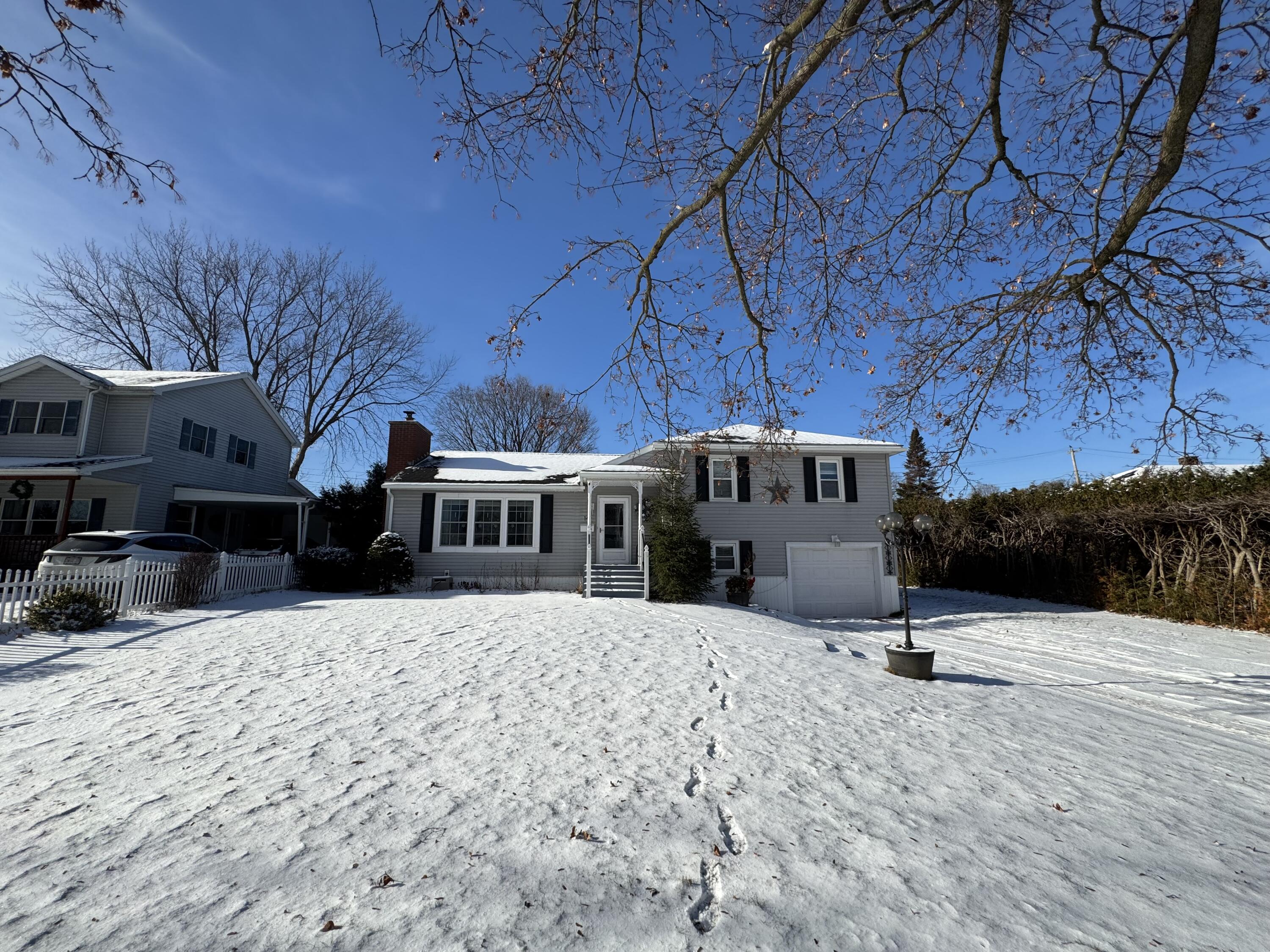14 Olivetti Place Plattsburgh NY 12901