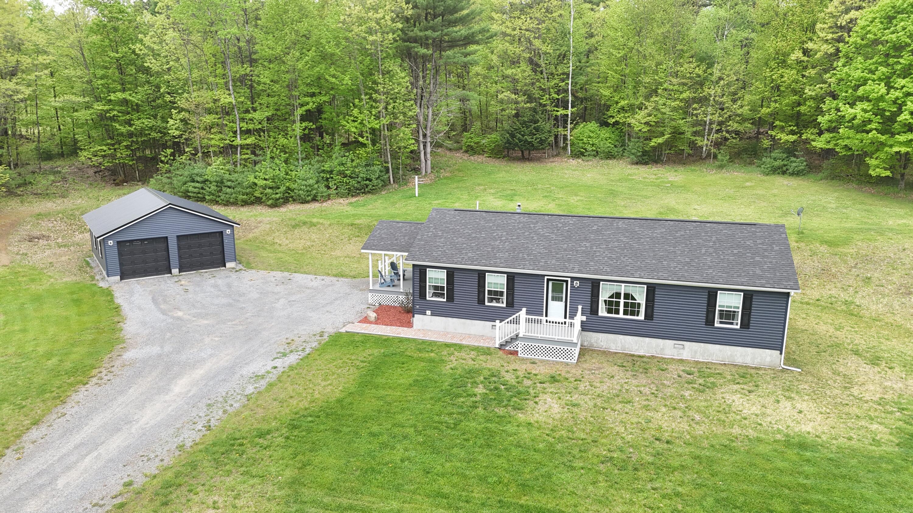 341 Daniels Road Essex NY 12936
