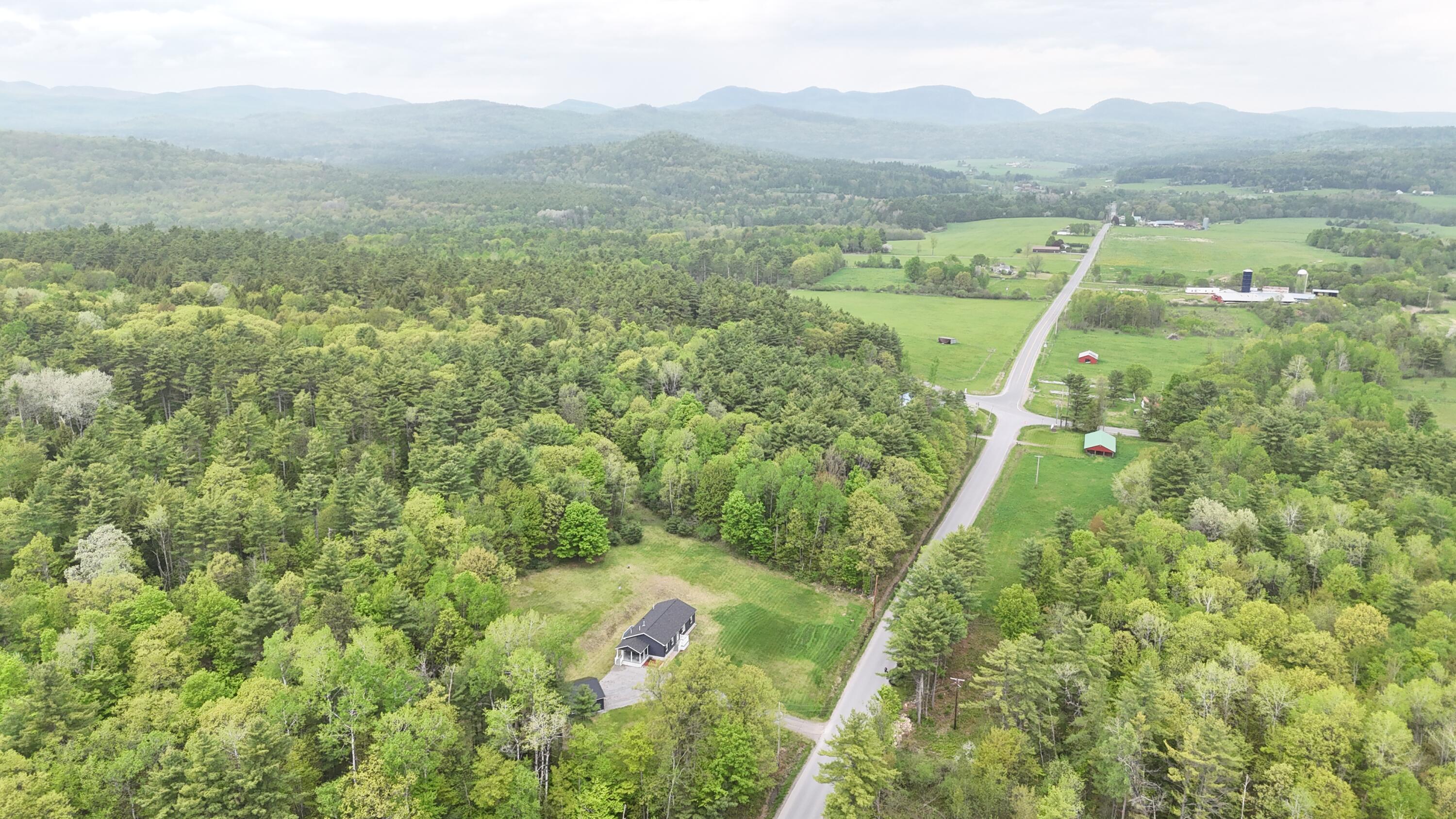 341 Daniels Road Essex NY 12936