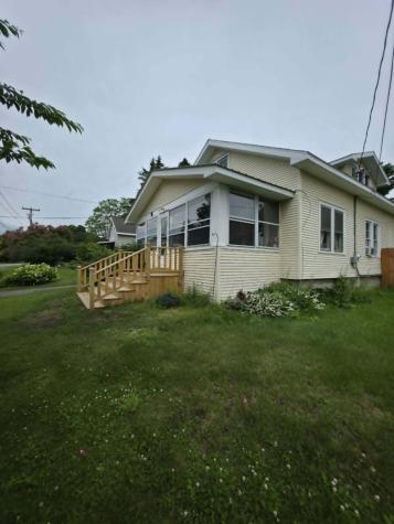 36 Sable Street Port Kent NY 12975