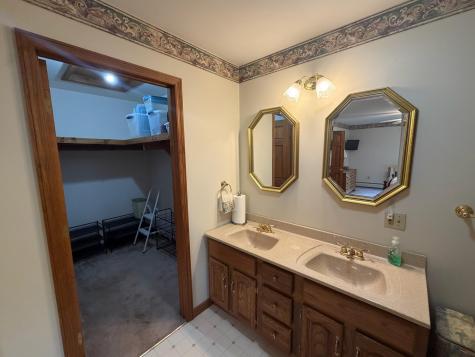 17 Pine Ridge Drive Morrisonville NY 12962