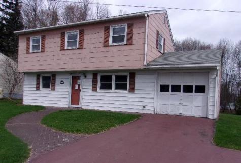 13 Lakeside Court Plattsburgh NY 12901