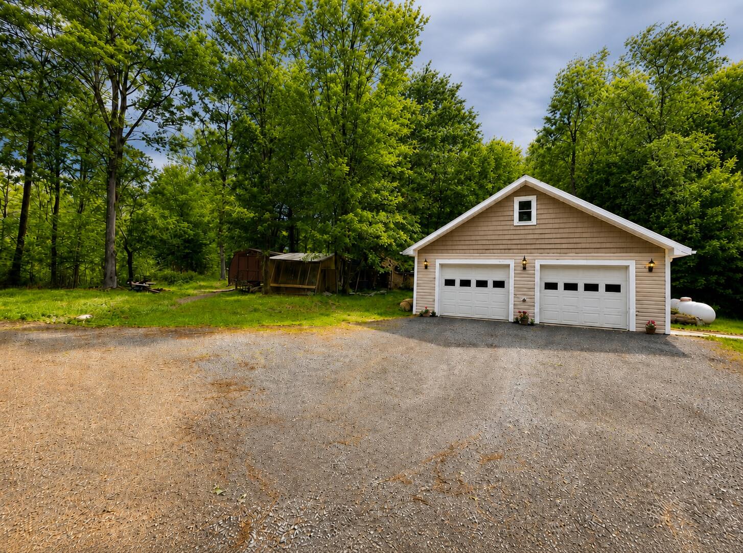 27 French Road North Bangor NY 12966
