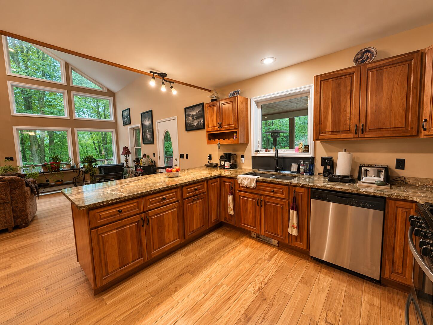 27 French Road North Bangor NY 12966