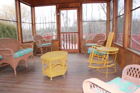 2 Darin Avenue Morrisonville NY 12962