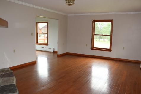 628 River Road Peru NY 12972