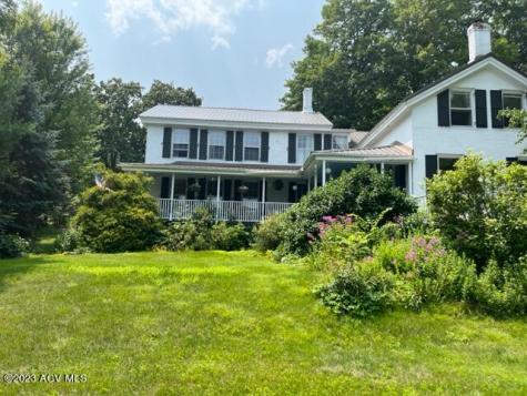 1215 Stevenson Road Westport NY 12993