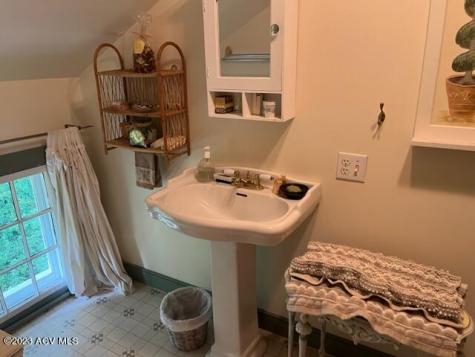1215 Stevenson Road Westport NY 12993