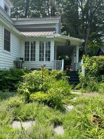 1215 Stevenson Road Westport NY 12993