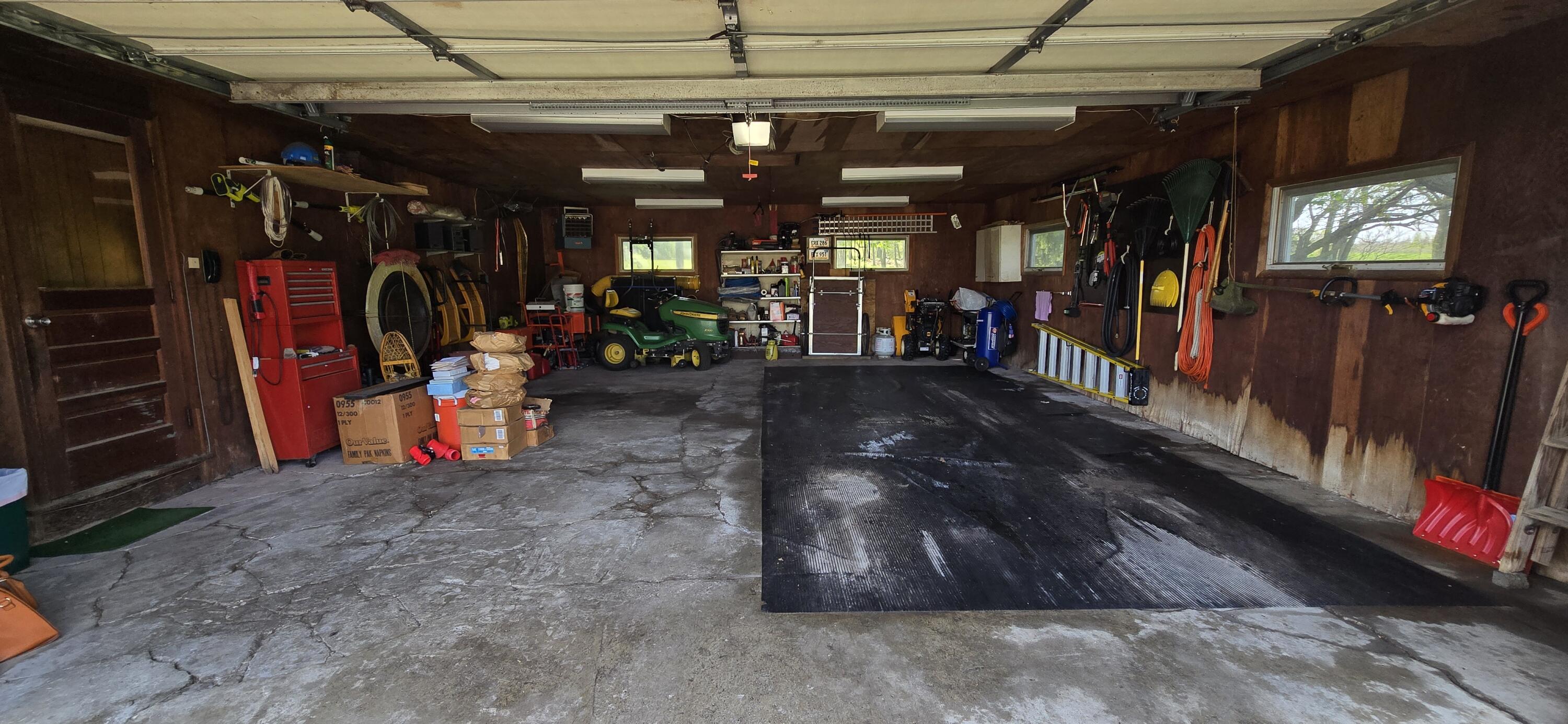 2698 U.s. 11 North Bangor NY 12966