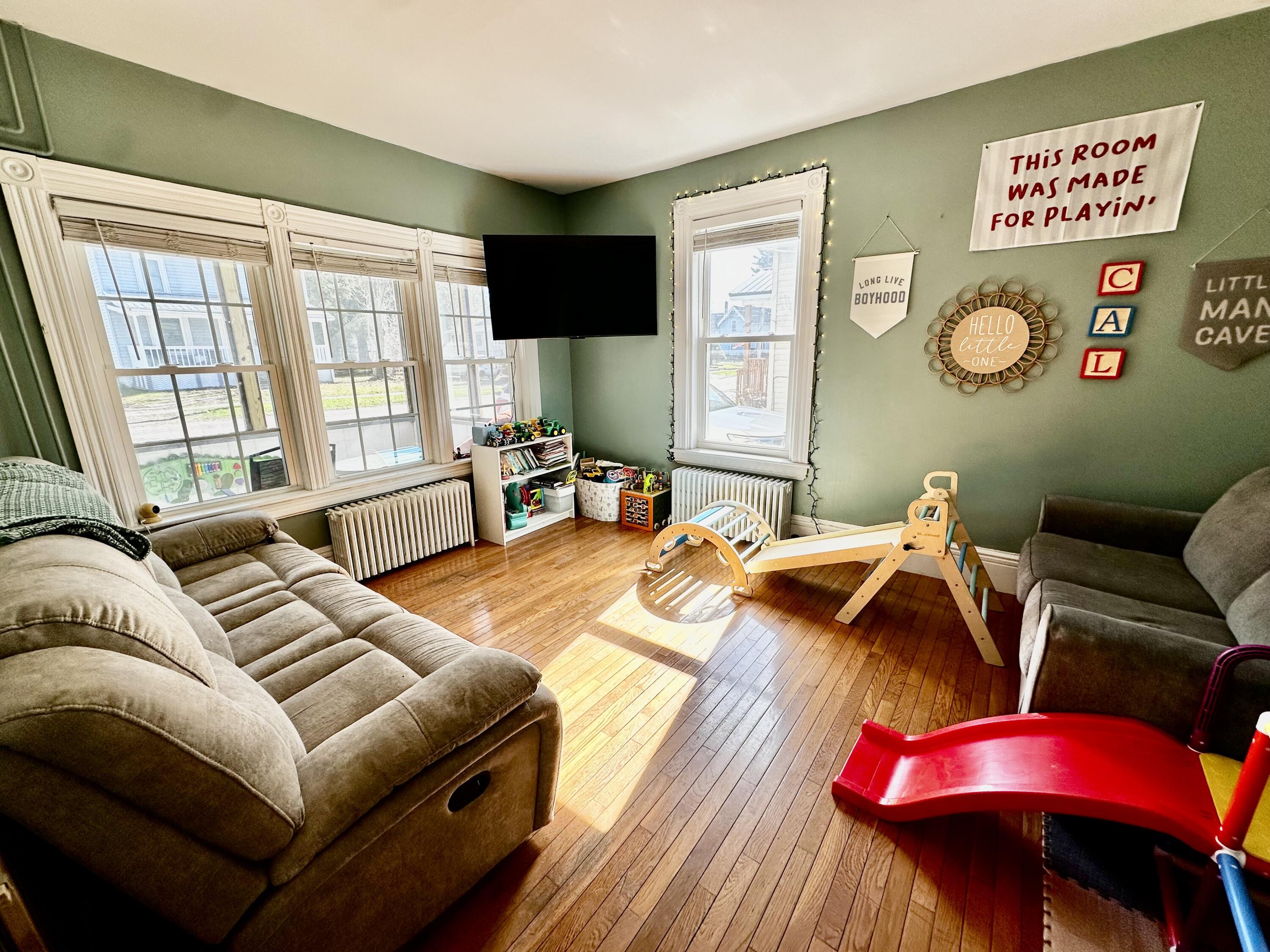 17 Collins Street Chateaugay NY 12920