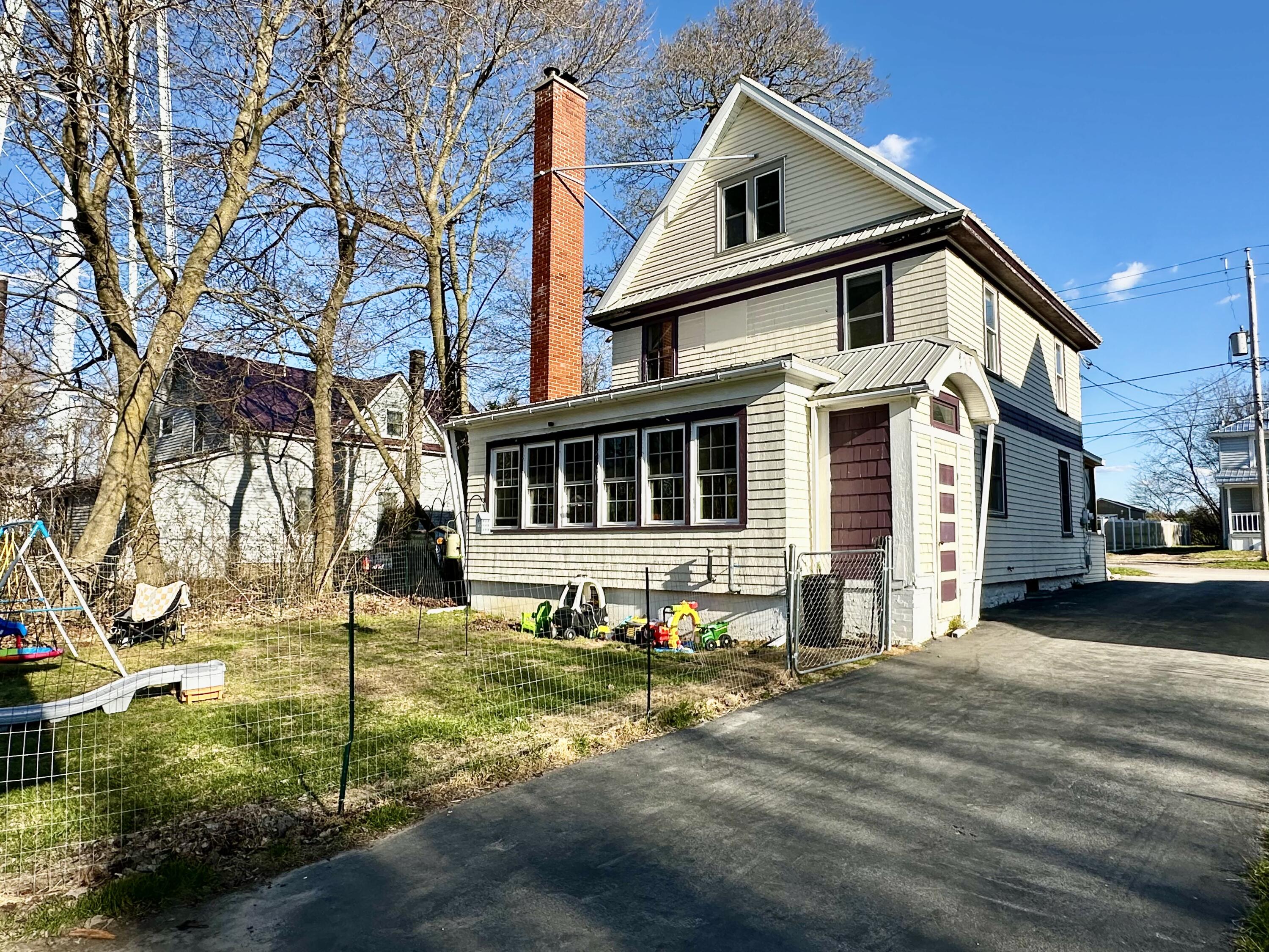 17 Collins Street Chateaugay NY 12920