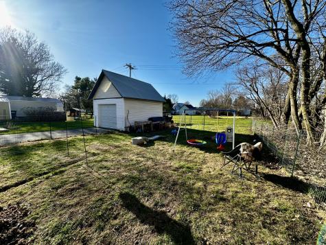 17 Collins Street Chateaugay NY 12920
