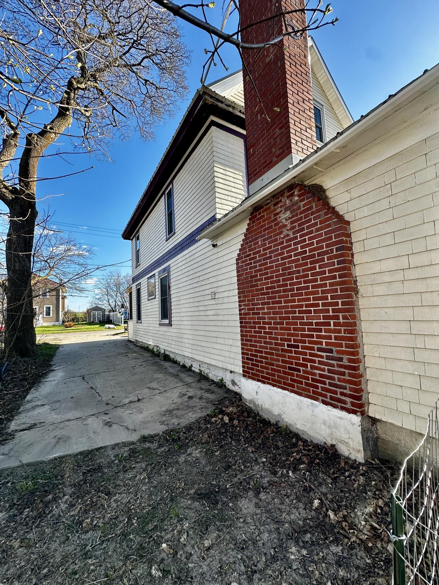 17 Collins Street Chateaugay NY 12920