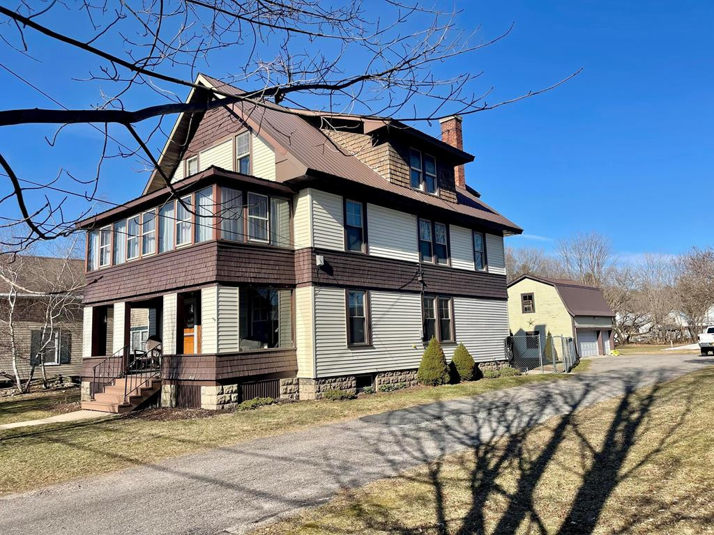 29 Edwards Street Malone NY 12953