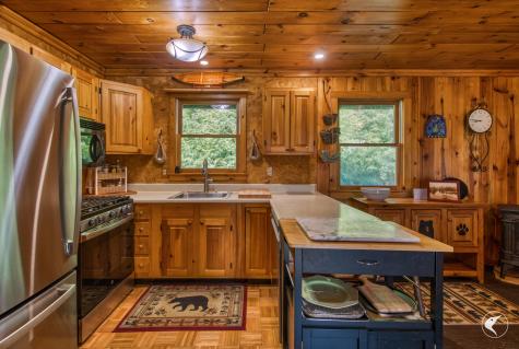823 Bartlett Carry Road Saranac Lake NY 12983