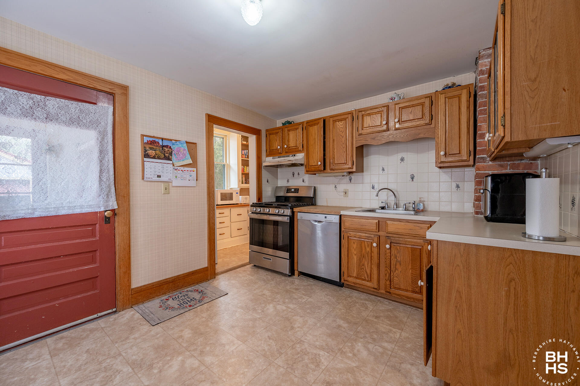 517 Forest Hill Avenue Saranac Lake NY 12983