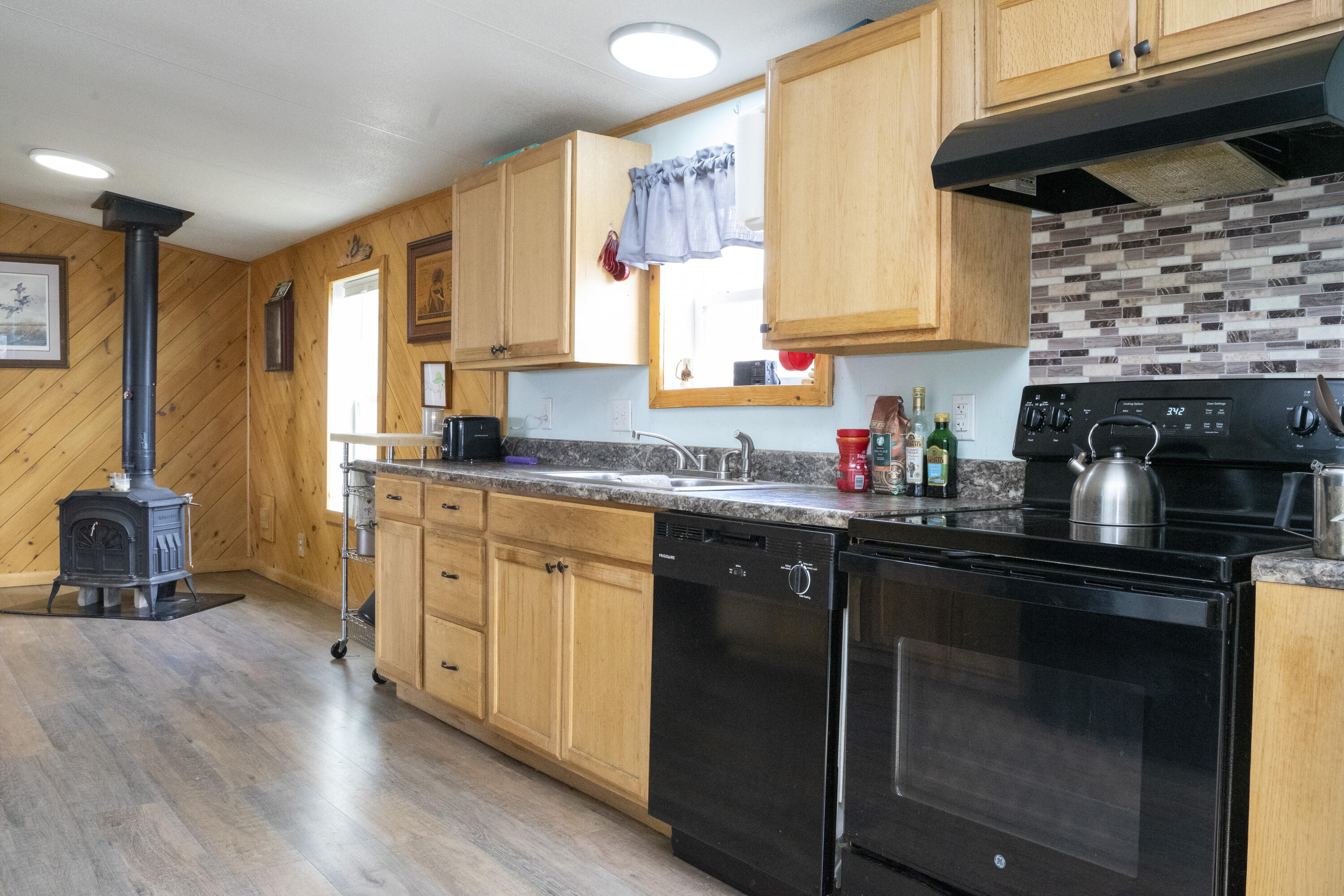 1231 Route 9b Champlain NY 12919