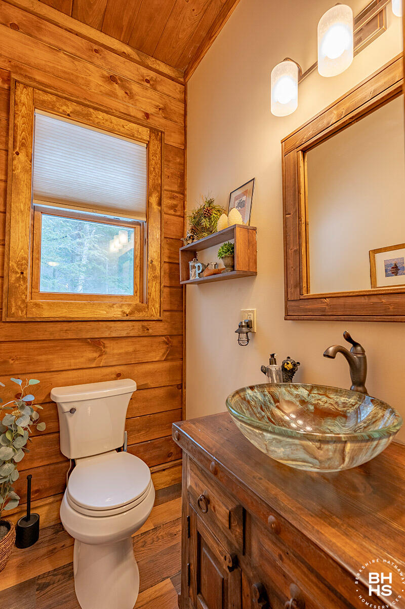 773 Bartlett Carry Road Saranac Lake NY 12983
