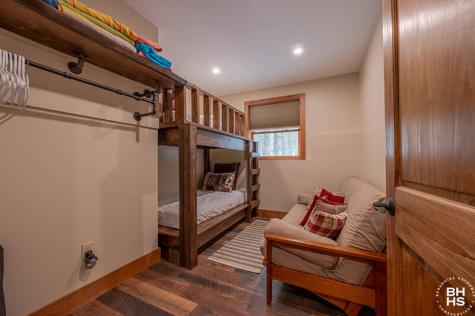 773 Bartlett Carry Road Saranac Lake NY 12983