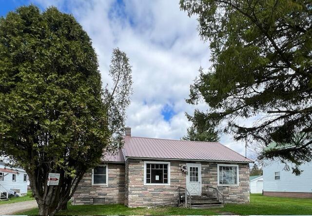 82 W Hatfield Street Massena NY 13662