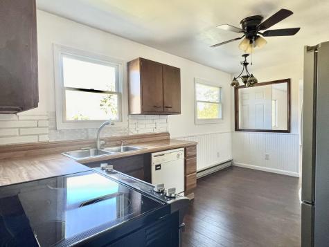 21 Dennis Avenue Plattsburgh NY 12901