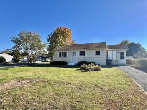21 Dennis Avenue Plattsburgh NY 12901