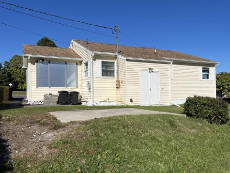 21 Dennis Avenue Plattsburgh NY 12901
