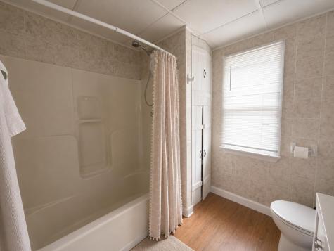 2276 Ny-420 Massena NY 13662