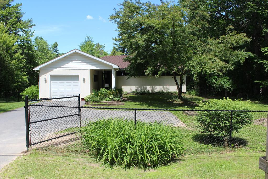 214 Kent Falls Road Morrisonville NY 12962