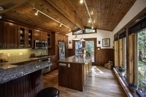 826 Fletcher Farm Road Bloomingdale NY 12913